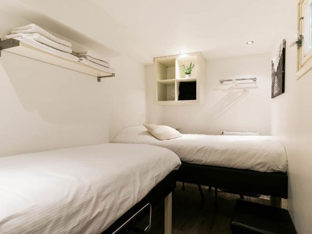 Lovely Canal Apartment Amsterdam Bagian luar foto